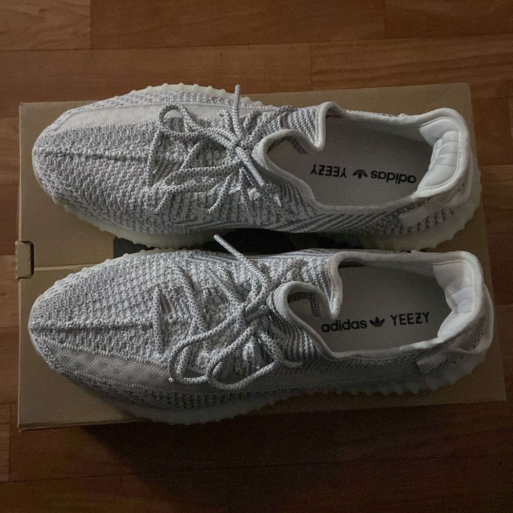 Yeezy Boost 350 V2 “Static Non Reflective” 2023